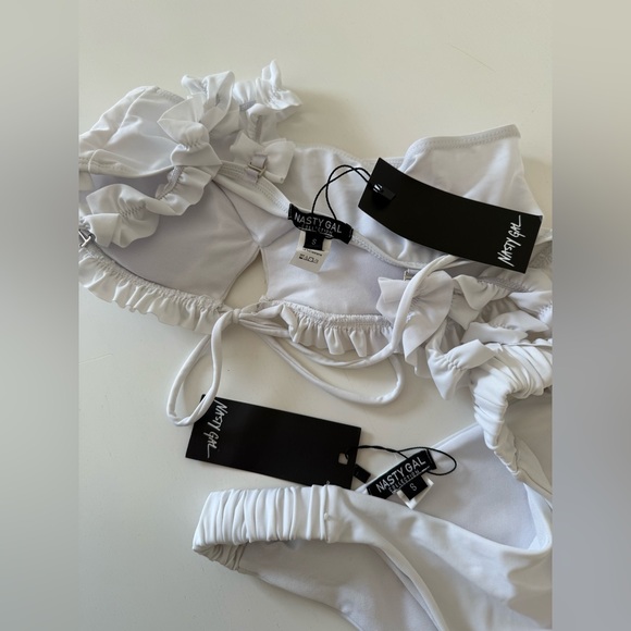 Ruched Ruffle Detail Bikini - Picture 3 of 10